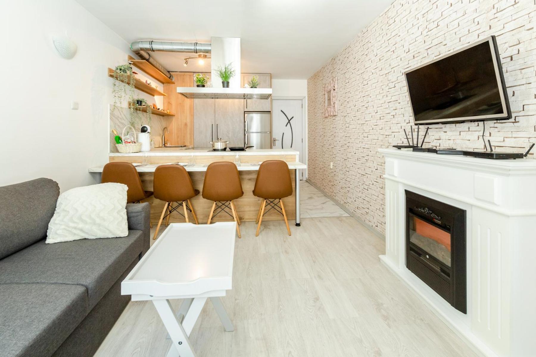 The White Apartment - Free Parking Sofia Exteriör bild